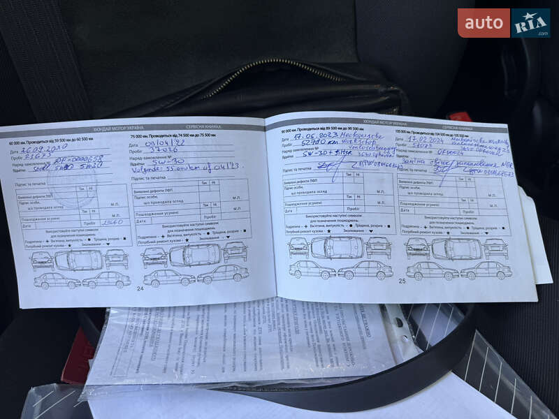 Хэтчбек Hyundai i10 2012 в Одессе