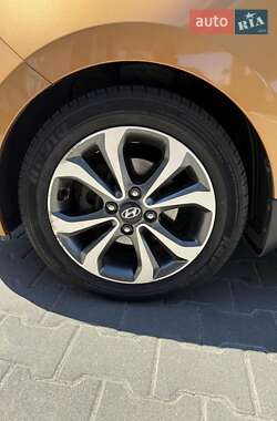Хэтчбек Hyundai i10 2014 в 