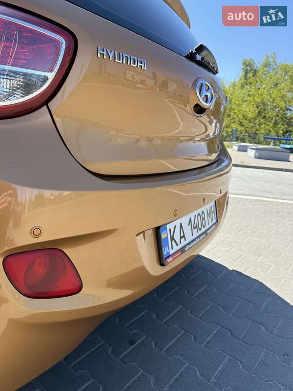 Хэтчбек Hyundai i10 2014 в Киеве