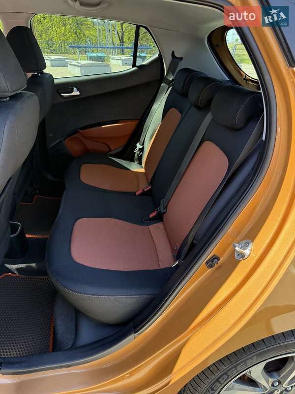 Хэтчбек Hyundai i10 2014 в Киеве