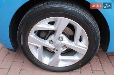 Хетчбек Hyundai i10 2021 в 