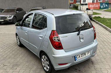Хетчбек Hyundai i10 2012 в 