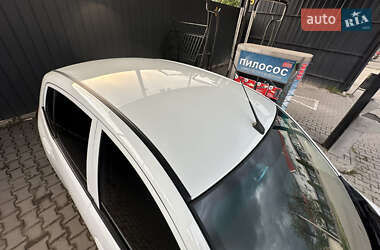 Хэтчбек Hyundai i10 2011 в 
