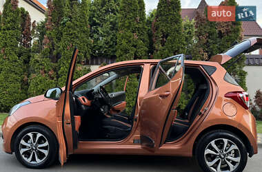 Хетчбек Hyundai i10 2014 в Одесі