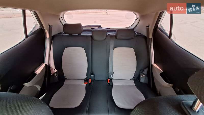 Хэтчбек Hyundai i10 2017 в Львове