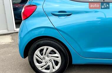 Хэтчбек Hyundai i10 2023 в 