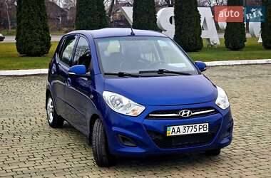 Хэтчбек Hyundai i10 2012 в 