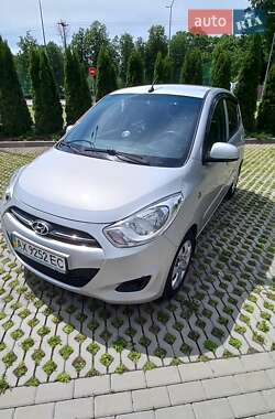 Хэтчбек Hyundai i10 2013 в 