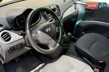 Хэтчбек Hyundai i10 2011 в 