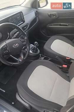 Хэтчбек Hyundai i10 2022 в 