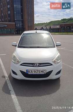 Хэтчбек Hyundai i10 2012 в Киеве