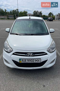 Хэтчбек Hyundai i10 2013 в 