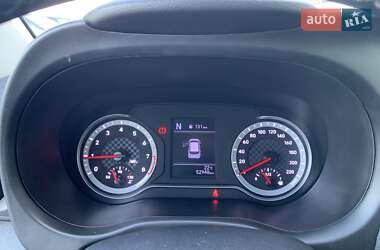 Хэтчбек Hyundai i10 2020 в 