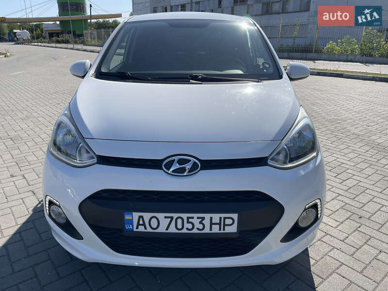 Хетчбек Hyundai i10 2014 в Запоріжжі