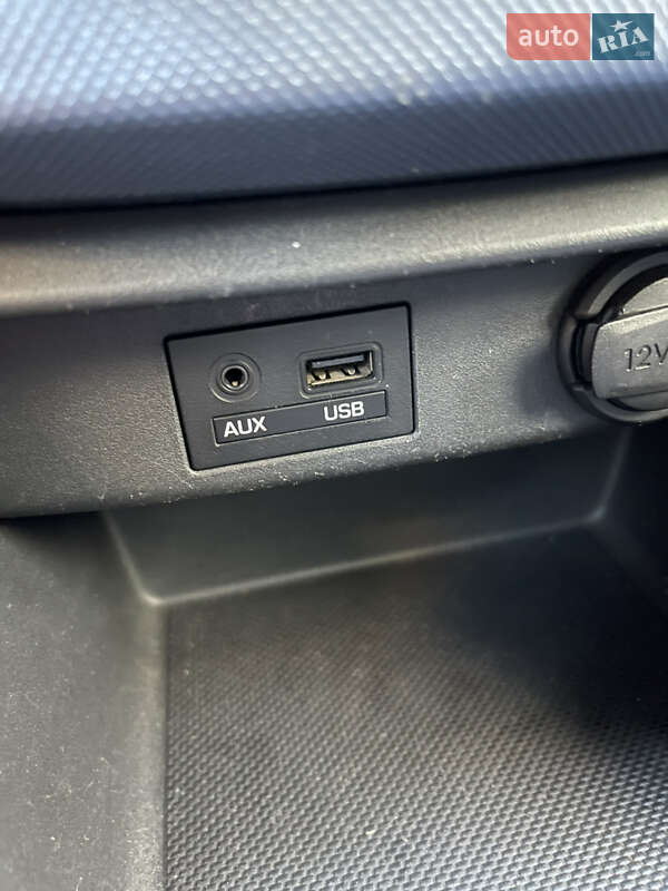 Хетчбек Hyundai i10 2014 в Запоріжжі