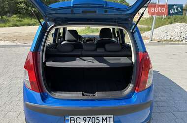 Хэтчбек Hyundai i10 2010 в 