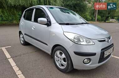Хэтчбек Hyundai i10 2008 в Кривом Роге
