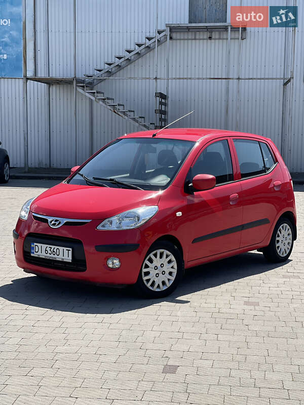 Хетчбек Hyundai i10 2008 в Володимирі