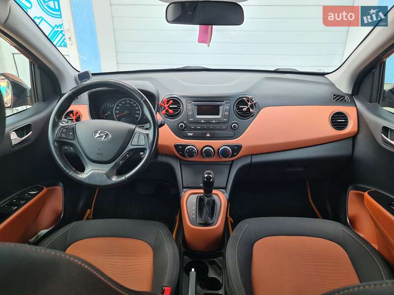 Хэтчбек Hyundai i10 2014 в Боярке