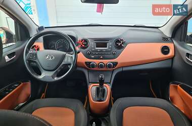 Хэтчбек Hyundai i10 2014 в 
