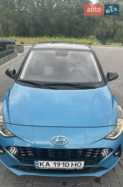Хэтчбек Hyundai i10 2022 в 