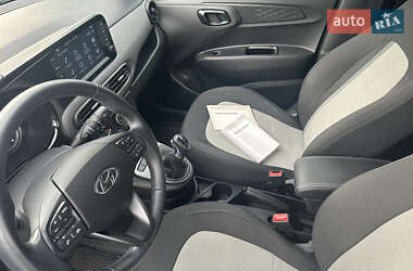 Хэтчбек Hyundai i10 2022 в 