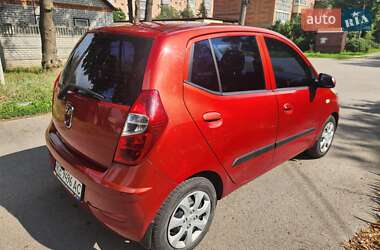 Хэтчбек Hyundai i10 2013 в 