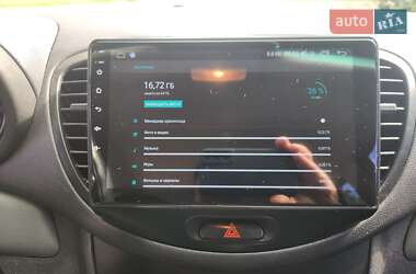 Хэтчбек Hyundai i10 2013 в 