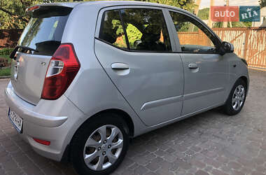 Хэтчбек Hyundai i10 2013 в 
