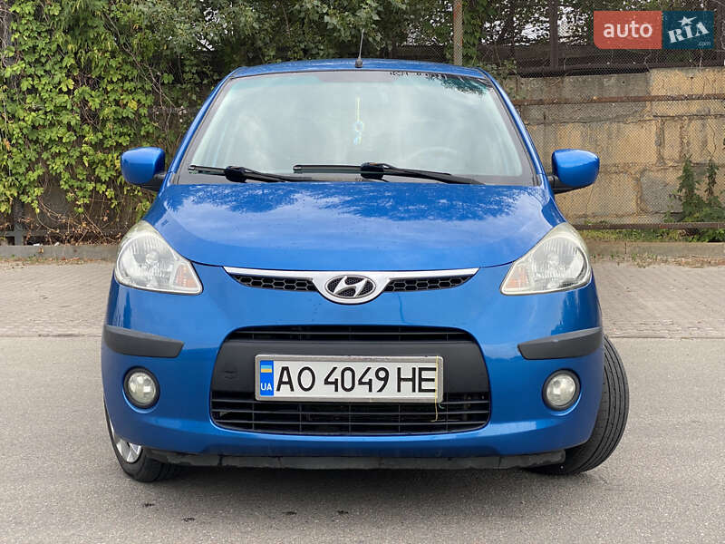 Хэтчбек Hyundai i10 2008 в Киеве