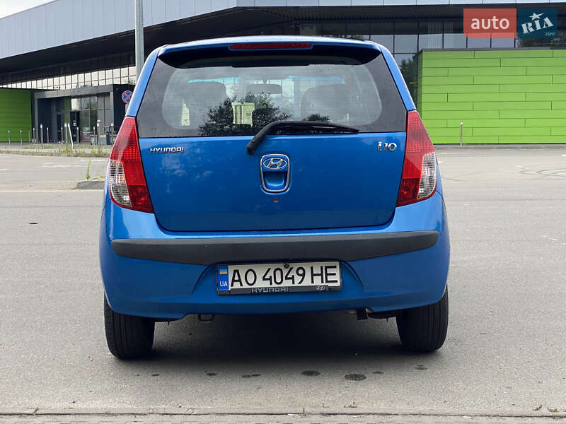 Хэтчбек Hyundai i10 2008 в Киеве