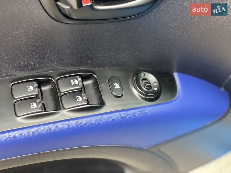 Хэтчбек Hyundai i10 2008 в Киеве