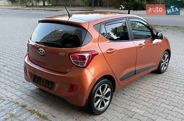 Хэтчбек Hyundai i10 2014 в 