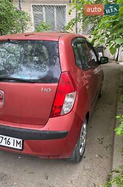 Хэтчбек Hyundai i10 2008 в 