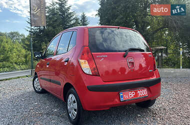 Хэтчбек Hyundai i10 2009 в 