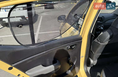 Хэтчбек Hyundai i10 2009 в 