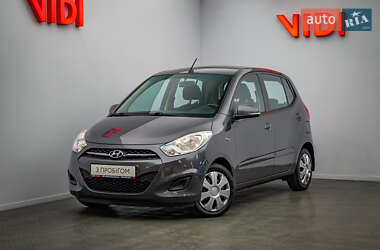 Хэтчбек Hyundai i10 2012 в Киеве