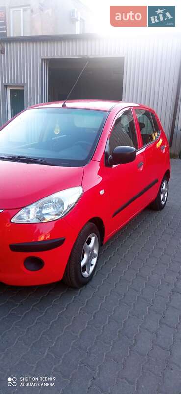 Хэтчбек Hyundai i10 2009 в Львове