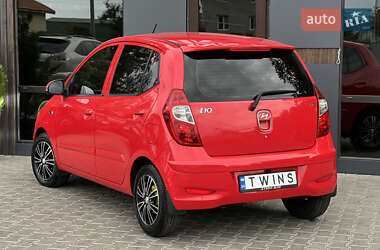 Хэтчбек Hyundai i10 2013 в 