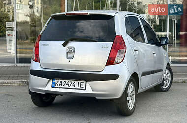 Хэтчбек Hyundai i10 2008 в 
