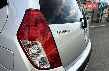 Хэтчбек Hyundai i10 2008 в 