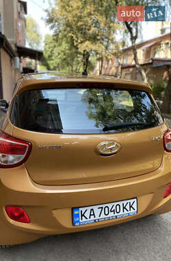 Хэтчбек Hyundai i10 2015 в 