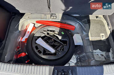 Хэтчбек Hyundai i10 2009 в 