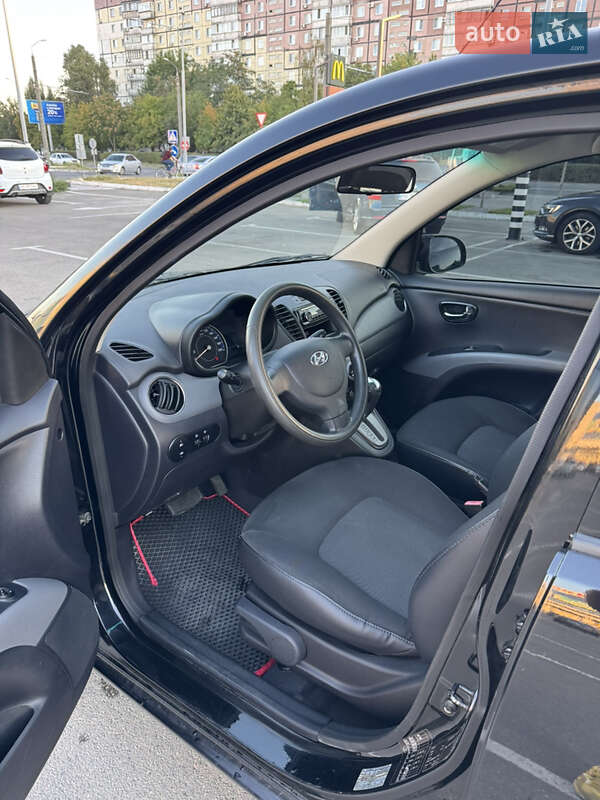 Хэтчбек Hyundai i10 2011 в Днепре фото 6 Хэтчбек Hyundai i10 2011 в Днепре