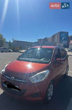 Хетчбек Hyundai i10 2012 в Одесі