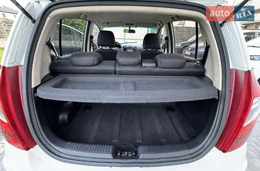 Хэтчбек Hyundai i10 2011 в 