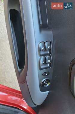 Хэтчбек Hyundai i10 2013 в 