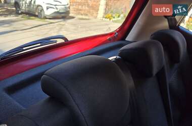 Хэтчбек Hyundai i10 2013 в 