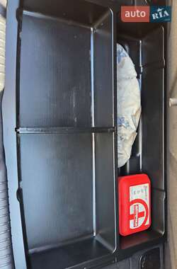 Хэтчбек Hyundai i10 2013 в 