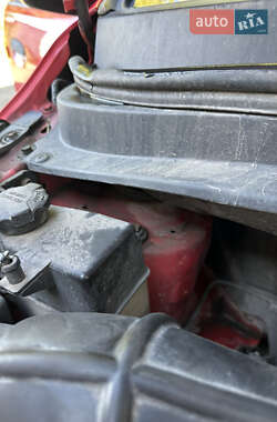 Хэтчбек Hyundai i10 2010 в 